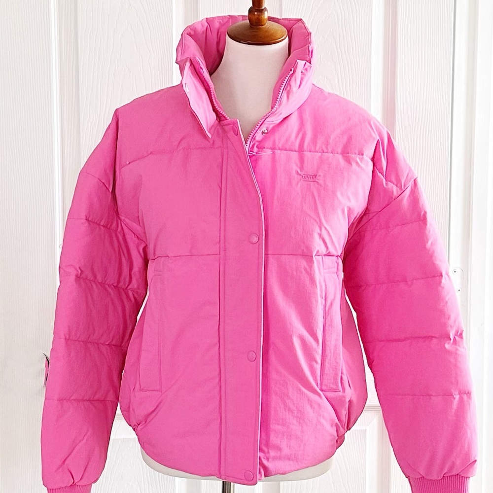 Levi’s Pink Puffer Jacket - Picture 6 of 8